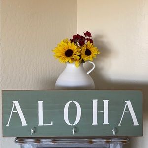 Cute ALOHA sign